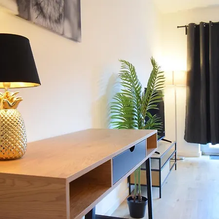 Apartment Domstadt-oase In - Gemutliches Zuhause Mit Stil *
